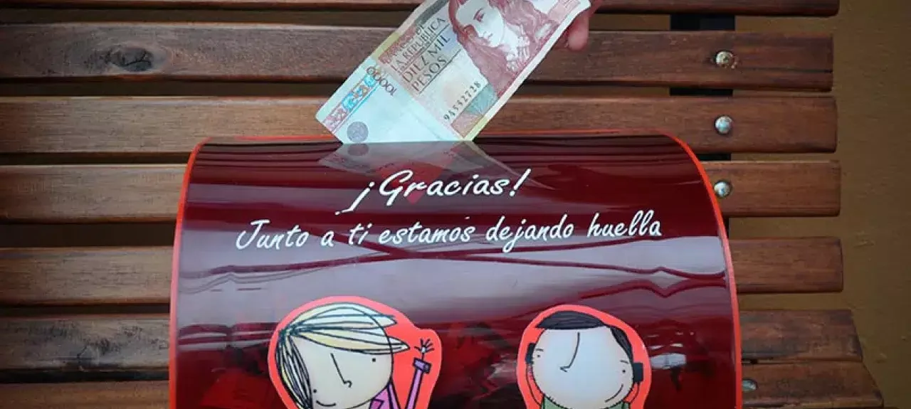 canelazo-poli.jpg