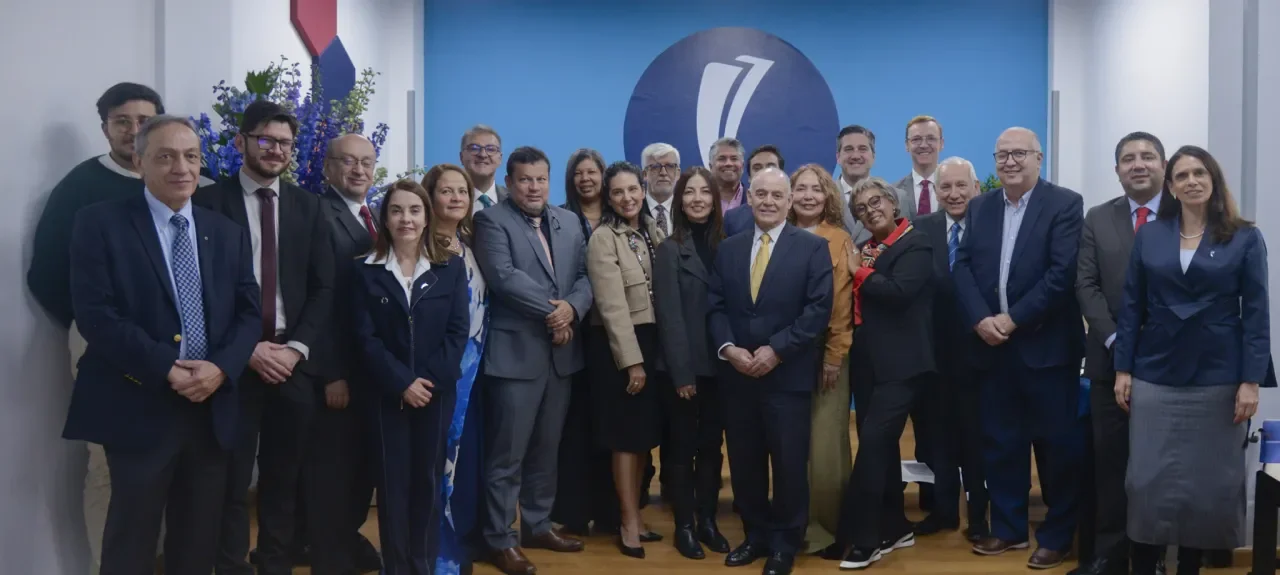 visita de pares académicos al Poli 