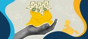 Una mano sostiene una bolsa con varios billetes